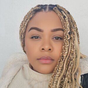 Meet your Posher, Natasha